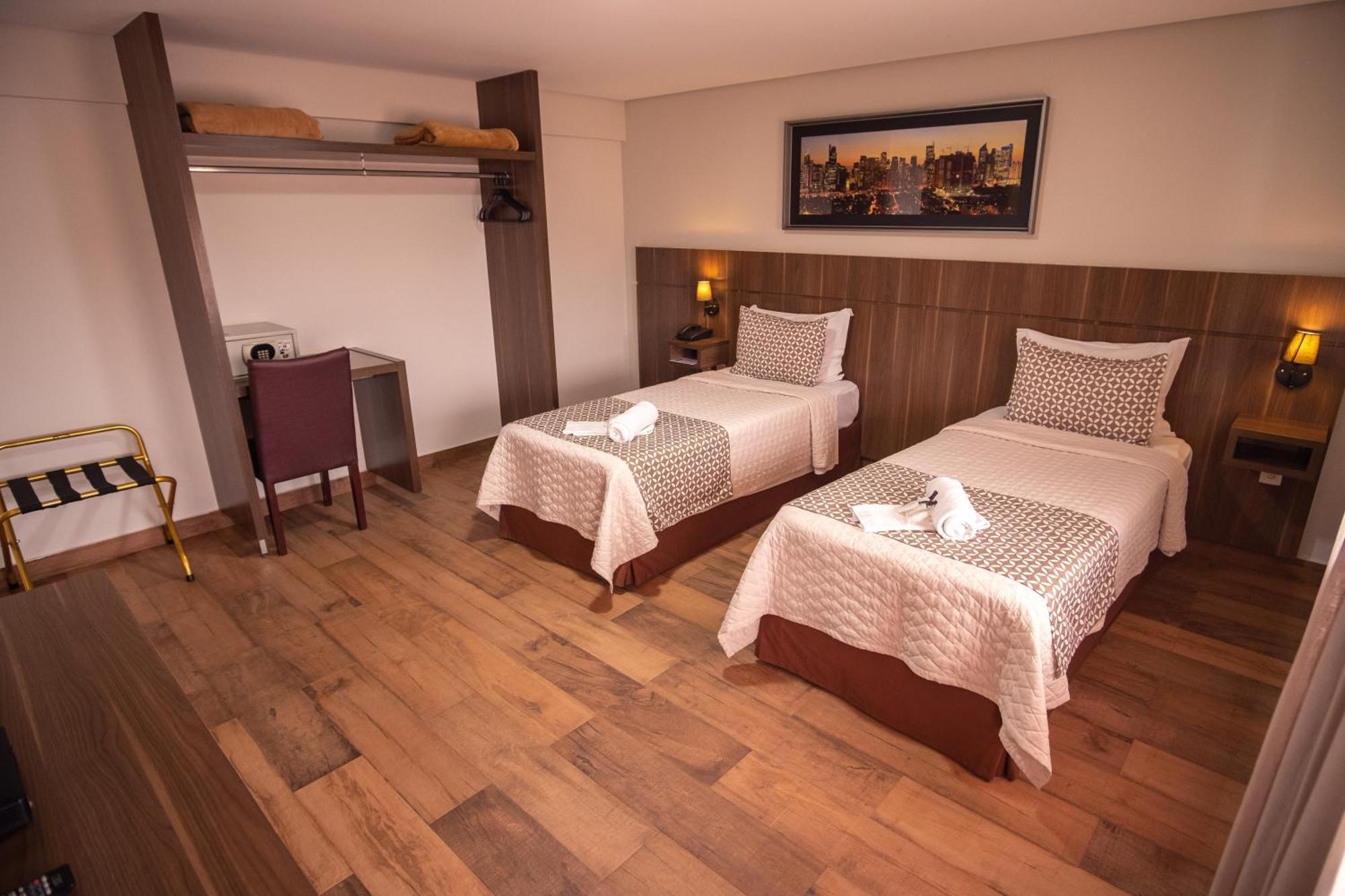 Padom Business Hotel Браганса-Паулиста Экстерьер фото