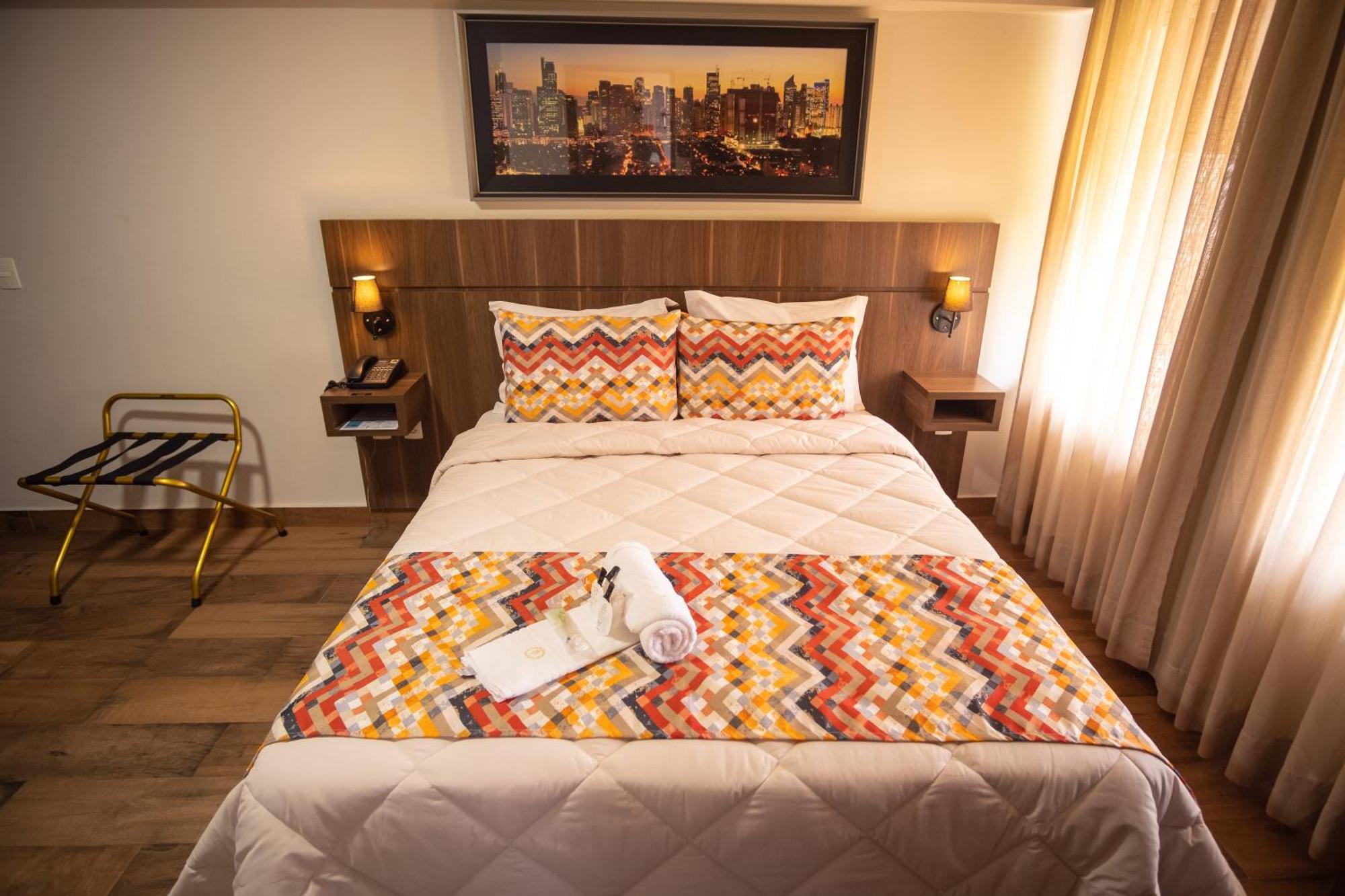 Padom Business Hotel Браганса-Паулиста Экстерьер фото