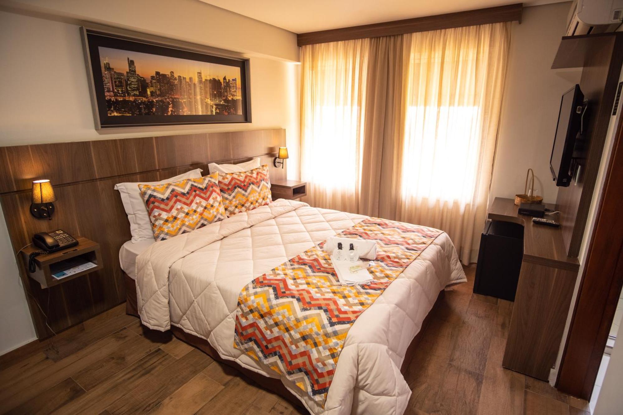 Padom Business Hotel Браганса-Паулиста Экстерьер фото
