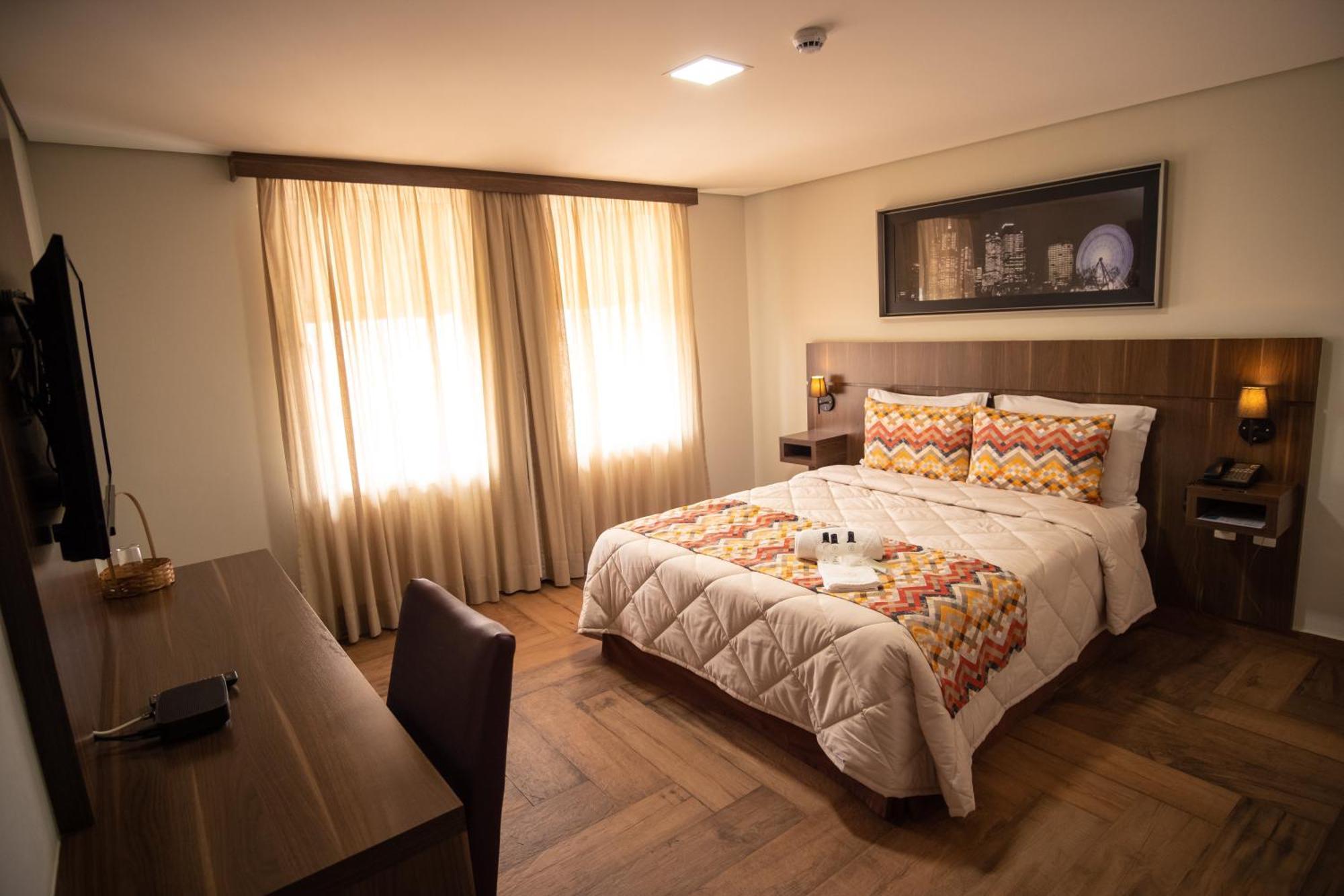 Padom Business Hotel Браганса-Паулиста Экстерьер фото