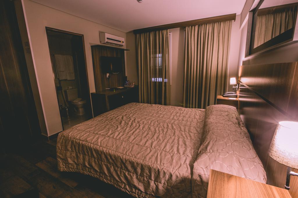 Padom Business Hotel Браганса-Паулиста Номер фото