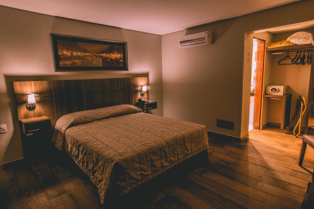 Padom Business Hotel Браганса-Паулиста Номер фото